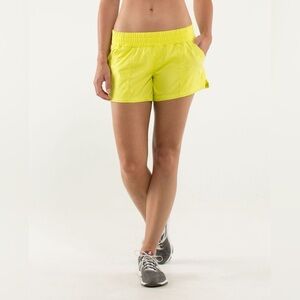 Lululemon Shake & Break Short in Split Pea